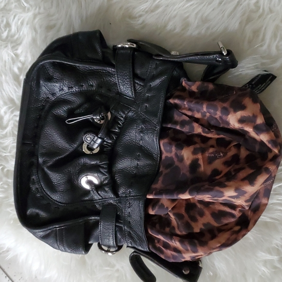 B. Makowsky black leather purse - Picture 8 of 10